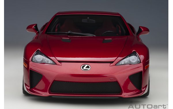 Bild 17 - Lexus LFA 2010 pearl red