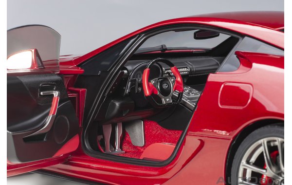 Bild 21 - Lexus LFA 2010 pearl red