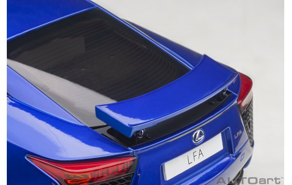 Bild 5 - Lexus LFA Pearl Blue