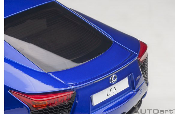 Bild 6 - Lexus LFA Pearl Blue