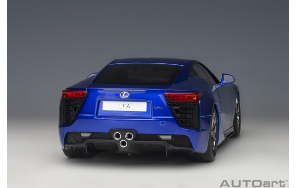 Bild 14 - Lexus LFA Pearl Blue
