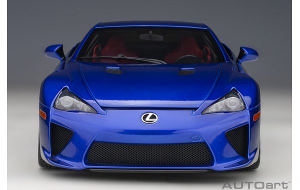 Bild 17 - Lexus LFA Pearl Blue