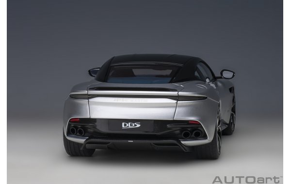 Bild 11 - Aston Martin DBS Superleggera Lightning Silver