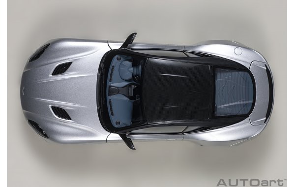Bild 17 - Aston Martin DBS Superleggera Lightning Silver
