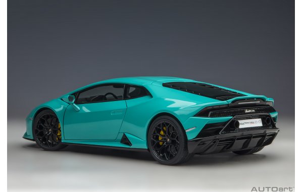 Bild 2 - Lamborghini Huracan Evo Blu Glauco