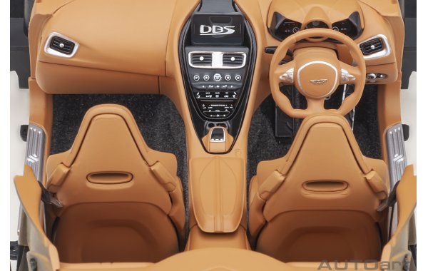 Bild 6 - Aston Martin DBS Superleggera caribbean pearl blue