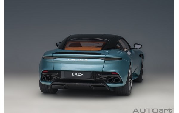Bild 11 - Aston Martin DBS Superleggera caribbean pearl blue