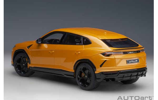 Bild 2 - Lamborghini Urus arancio borealis
