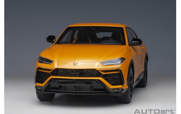 Bild 10 - Lamborghini Urus arancio borealis