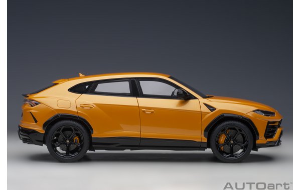 Bild 14 - Lamborghini Urus arancio borealis