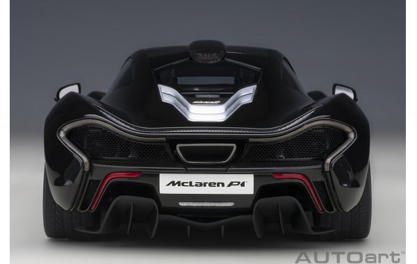 Bild 20 - McLaren P1 2013 fire black