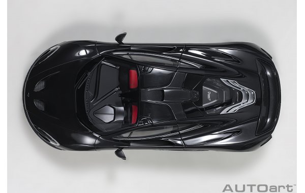 Bild 21 - McLaren P1 2013 fire black