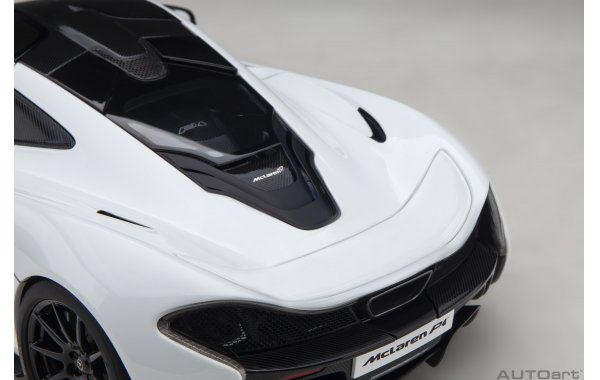 Bild 8 - McLaren P1 2013 alaskan diomond white