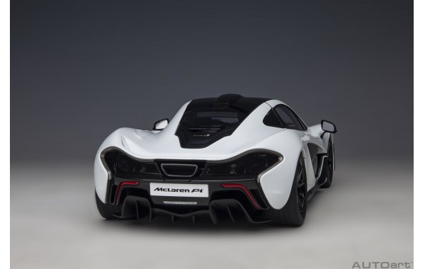 Bild 16 - McLaren P1 2013 alaskan diomond white