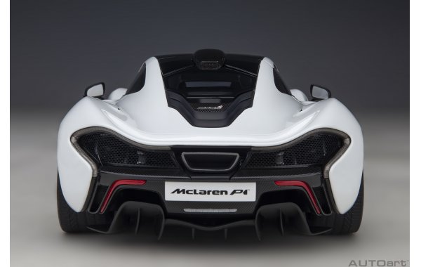 Bild 20 - McLaren P1 2013 alaskan diomond white