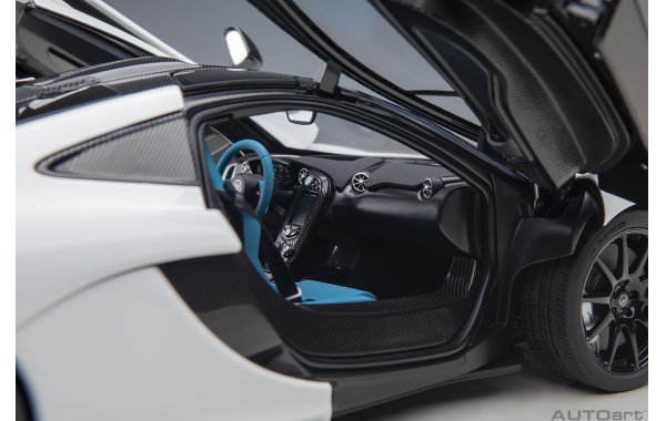 Bild 24 - McLaren P1 2013 alaskan diomond white