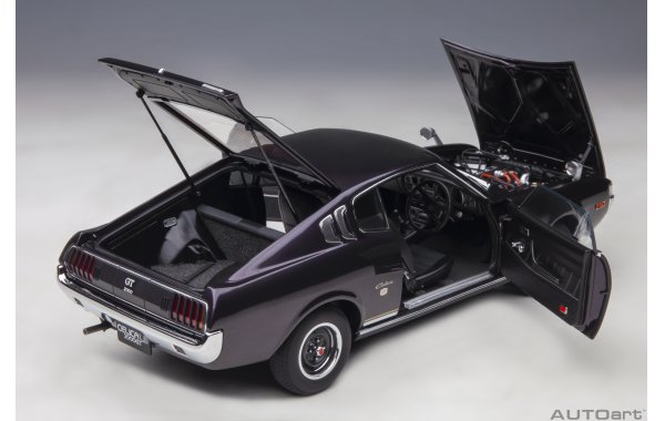 Bild 7 - Toyota Celica Liftback 2000GT RA25 Dark Purple Metallic