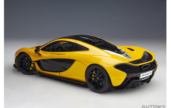Bild 2 - McLaren P1 Volcano Yellow
