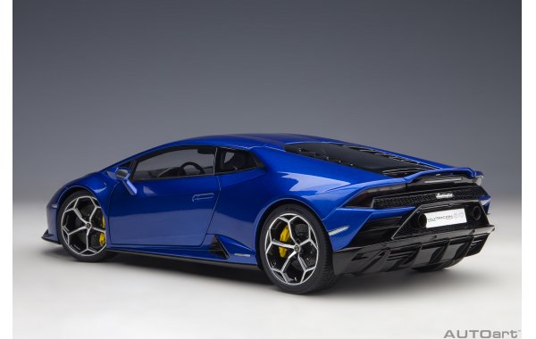 Bild 2 - Lamborghini Huracan Evo Blu Nethuns