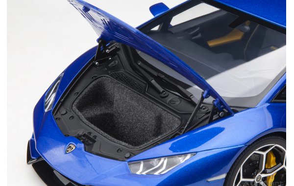 Bild 3 - Lamborghini Huracan Evo Blu Nethuns