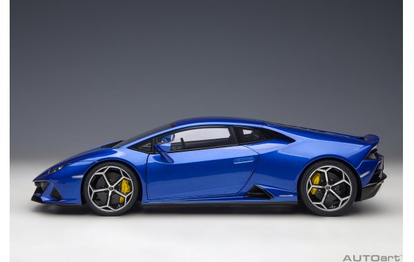 Bild 13 - Lamborghini Huracan Evo Blu Nethuns