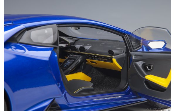 Bild 20 - Lamborghini Huracan Evo Blu Nethuns