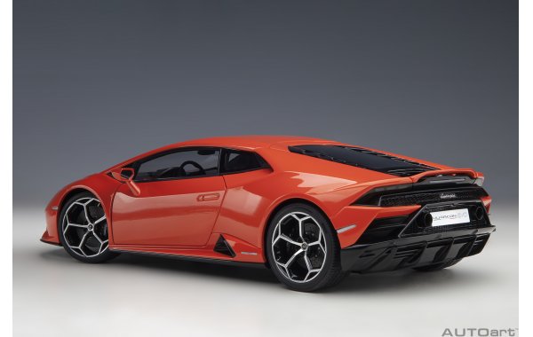 Bild 2 - Lamborghini Huracan Evo arancio xanto