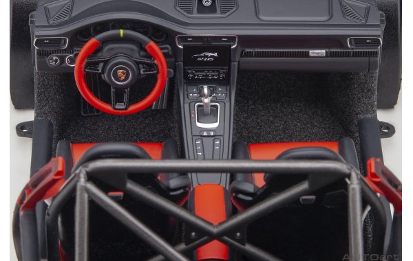 Bild 6 - Porsche 911 GT2 RS 991.2 Weissach Package