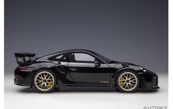 Bild 14 - Porsche 911 GT2 RS 991.2 Weissach Package