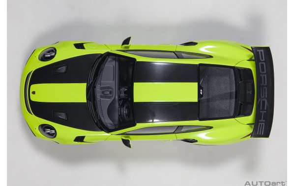 Bild 17 - Porsche 911 GT2 RS Weissach Package 2017