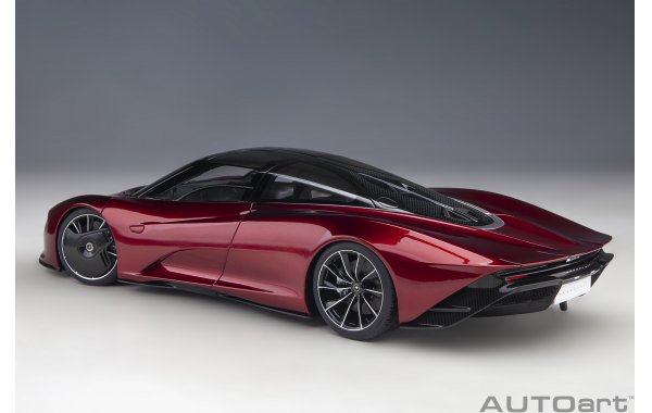 Bild 2 - McLaren Speedtail Hyper GT Fahrzeug
