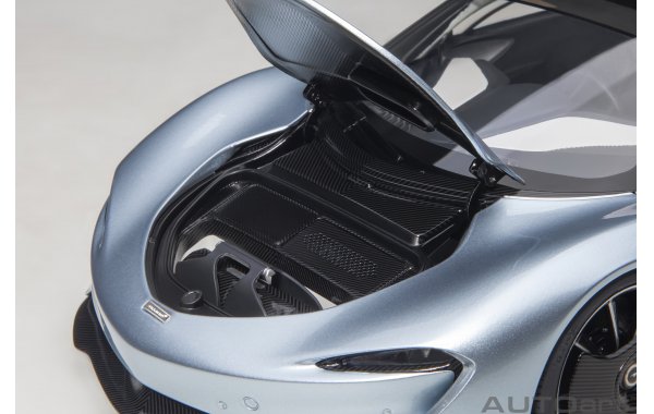 Bild 4 - McLaren Speedtail Hyper GT Fahrzeug