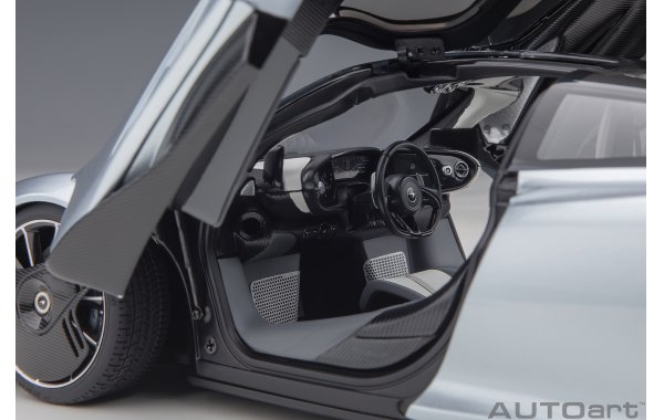 Bild 25 - McLaren Speedtail Hyper GT Fahrzeug