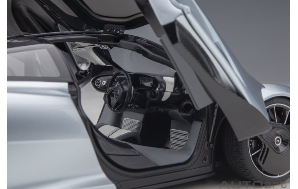Bild 26 - McLaren Speedtail Hyper GT Fahrzeug