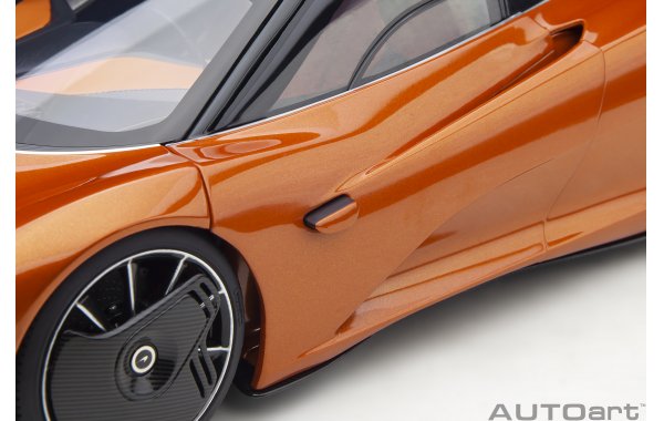Bild 5 - McLaren Speedtail Hyper GT Fahrzeug