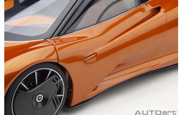Bild 6 - McLaren Speedtail Hyper GT Fahrzeug