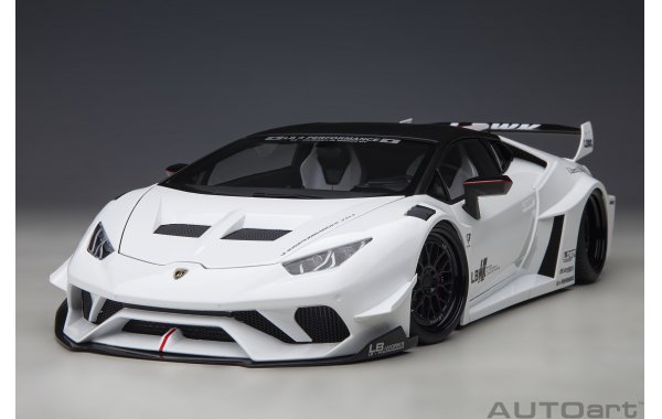 Bild 9 - Liberty Walk LB Silhouette works Huracan GT 2019