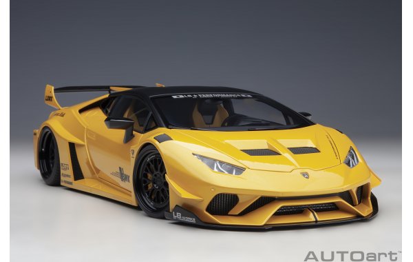 Bild 8 - Liberty Walk LB Silhouette works Huracan GT 2019