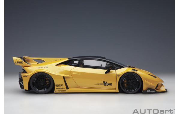 Bild 14 - Liberty Walk LB Silhouette works Huracan GT 2019