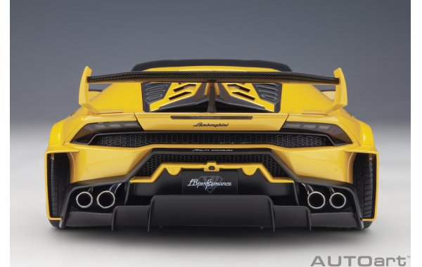 Bild 16 - Liberty Walk LB Silhouette works Huracan GT 2019