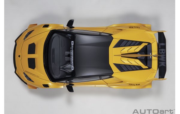 Bild 17 - Liberty Walk LB Silhouette works Huracan GT 2019