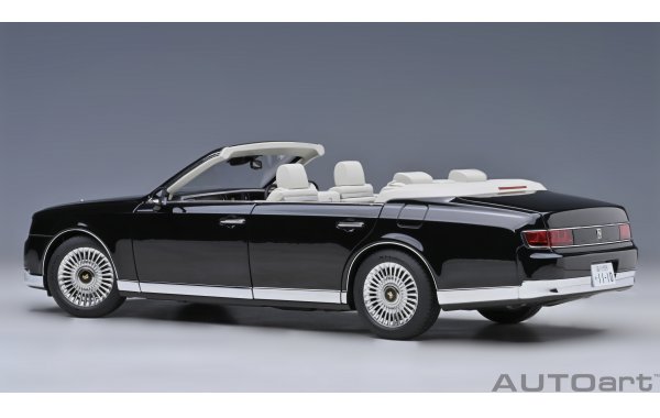 Bild 2 - Toyota Century Convertible 2019