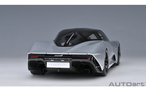 Bild 8 - McLaren Speedtail super nova silver