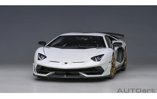 Bild 3 - Lamborghini Aventador SVJ