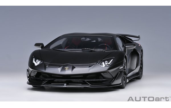 Bild 3 - Lamborghini Aventador SVJ nero nemesis