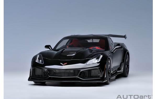 Bild 10 - Chevrolet Corvette C7 ZR1 2019 gloss black