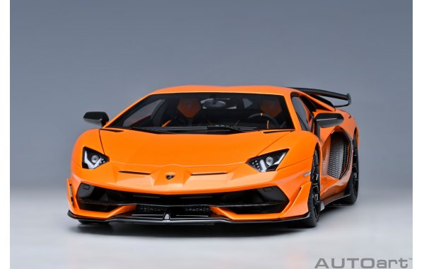 Bild 10 - Lamborghini Aventador SVJ arancio atlas