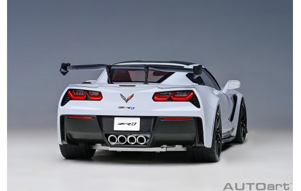 Bild 11 - Chevrolet Corvette C7 ZR1 ceramic matrix grey metallic