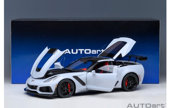 Bild 12 - Chevrolet Corvette C7 ZR1 ceramic matrix grey metallic