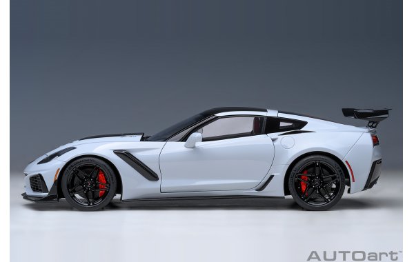 Bild 13 - Chevrolet Corvette C7 ZR1 ceramic matrix grey metallic